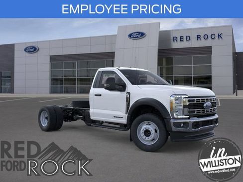 New 2025 Ford F550 4x4 Regular Cab Super Duty w/ XL Chrome Package image 1