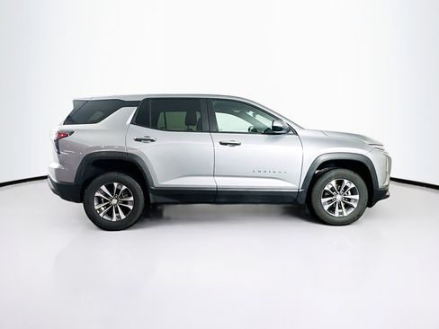 Used 2025 Chevrolet Equinox LT image 10