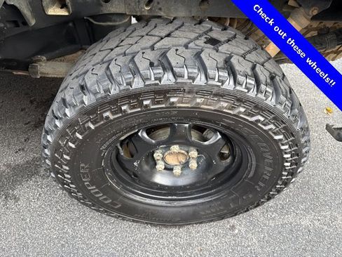 Used 2019 Ford F150 XL w/ Equipment Group 101A Mid image 7