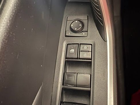 Used 2020 Toyota RAV4 LE w/ All Weather Liner Package AWD/4WD image 18