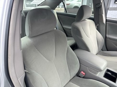 Used 2007 Toyota Camry LE FWD image 27