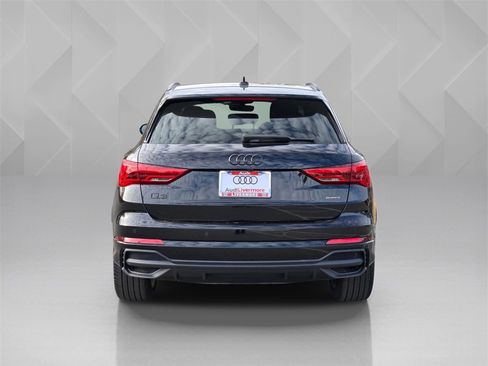 New 2025 Audi Q3 2.0T Premium image 5
