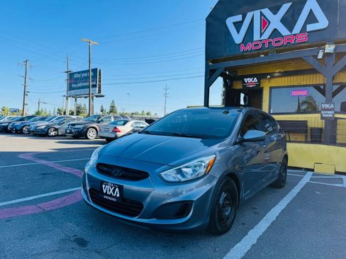Used 2016 Hyundai Accent SE FWD image 1