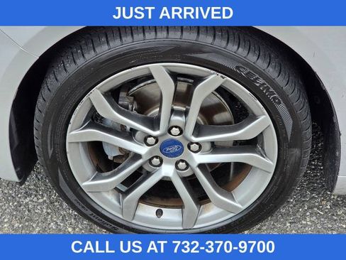Used 2017 Ford Fusion SE w/ Equipment Group 201A FWD image 18