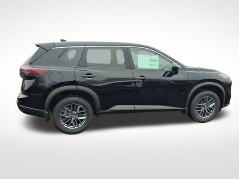 New 2026 Nissan Rogue S image 8