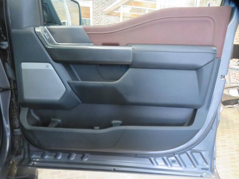 Used 2021 Ford F150 Lariat w/ Equipment Group 502A High AWD/4WD image 23