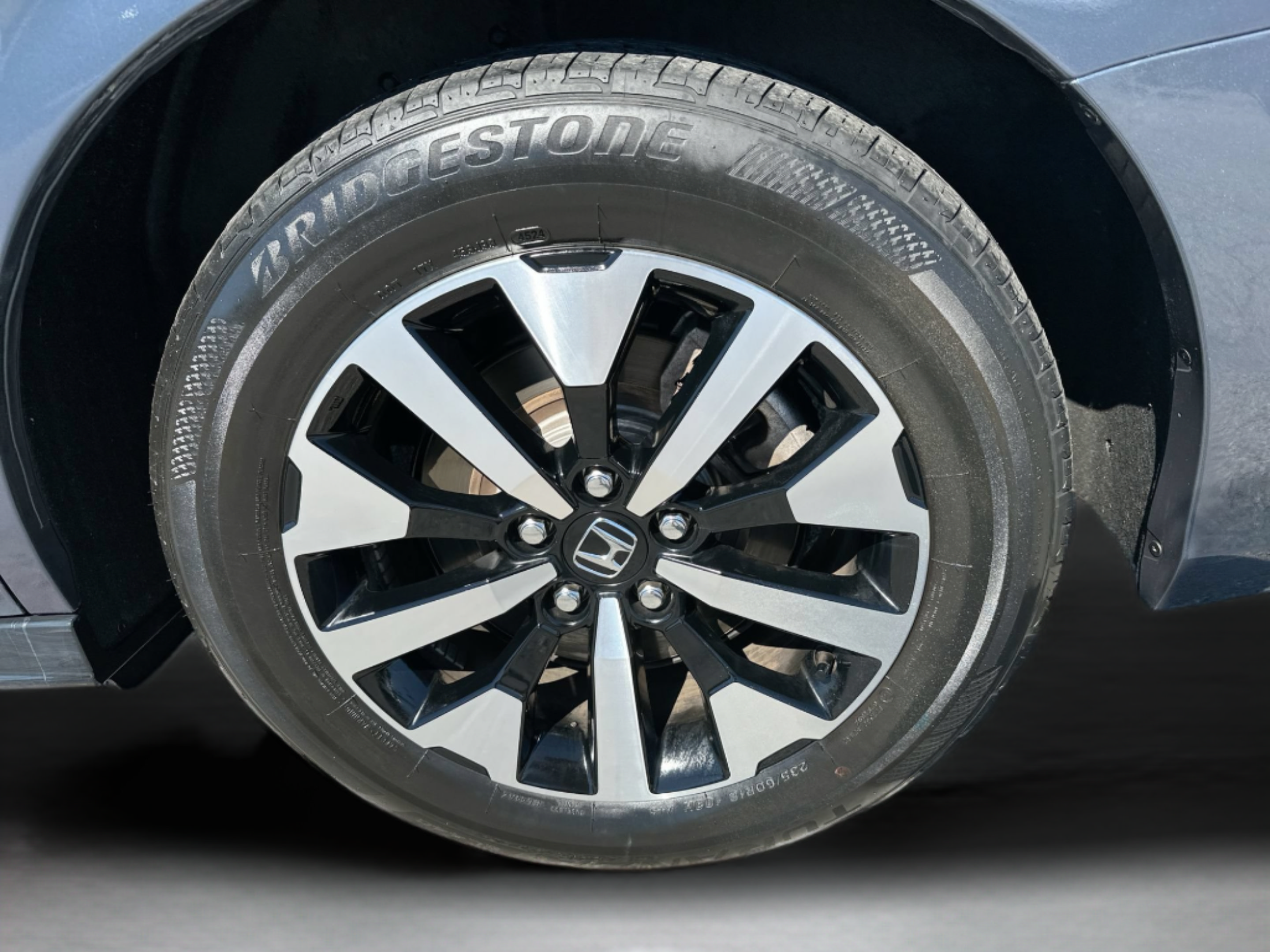 Used 2025 Honda Odyssey EX-L image 31