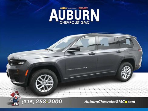 Used 2023 Jeep Grand Cherokee L Laredo AWD/4WD image 1