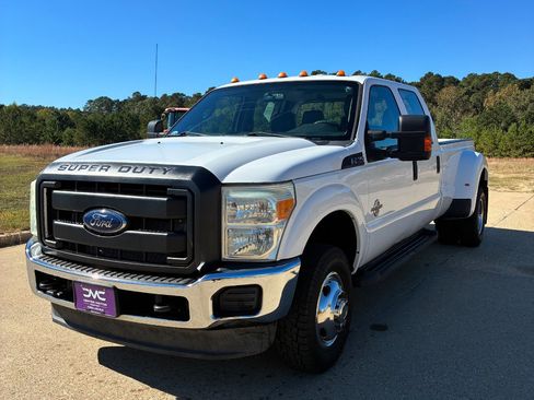 Used 2016 Ford F350 XL w/ Power Equipment Group image 1