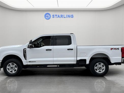 Used 2025 Ford F250 XLT w/ FX4 Off-Road Package image 3