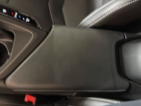 Certified 2020 Chevrolet Corvette Stingray Preferred Cpe w/ 2LT Preferred Equipment Group RWD image 18
