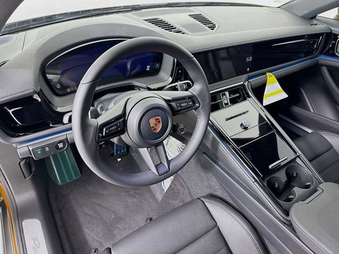 New 2026 Porsche Panamera image 4