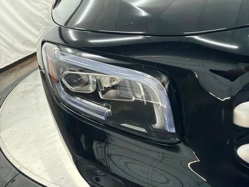 Certified 2020 Mercedes-Benz GLB 250 image 11