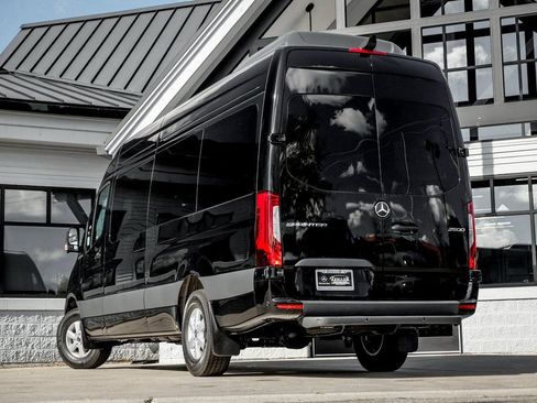 Used 2026 Mercedes-Benz Sprinter 2500 image 2