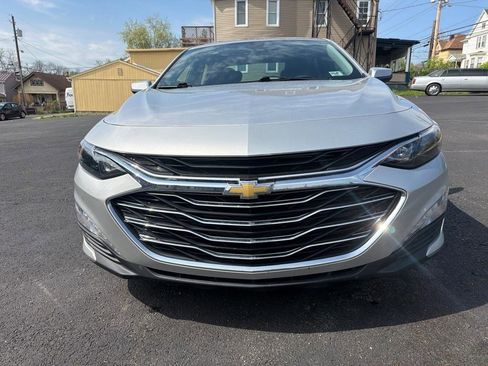 Used 2021 Chevrolet Malibu LT FWD image 8