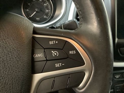 Used 2014 Jeep Cherokee Trailhawk w/ Leather Interior Group image 25