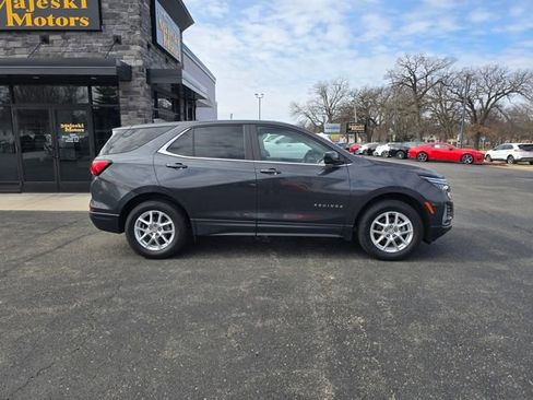 Used 2023 Chevrolet Equinox LT image 8