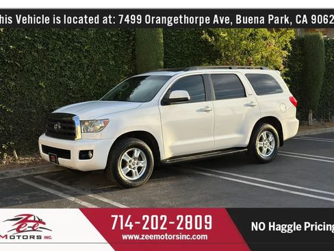 Used 2015 Toyota Sequoia SR5 w/ Premium Package RWD image 12