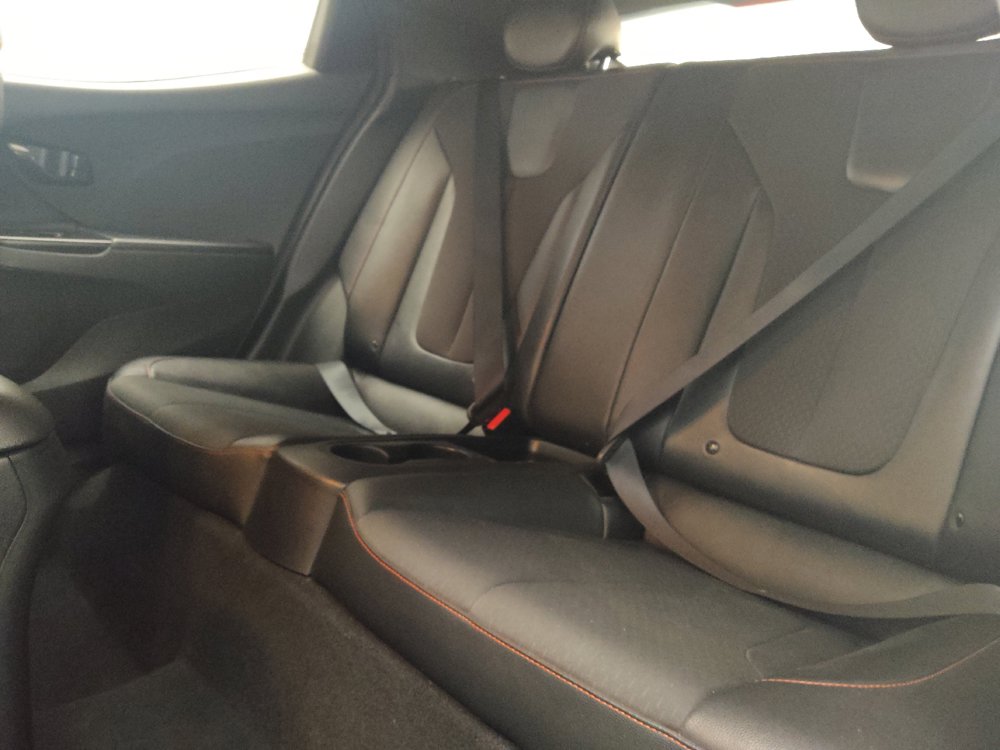 Used 2020 Hyundai Veloster Turbo FWD image 18