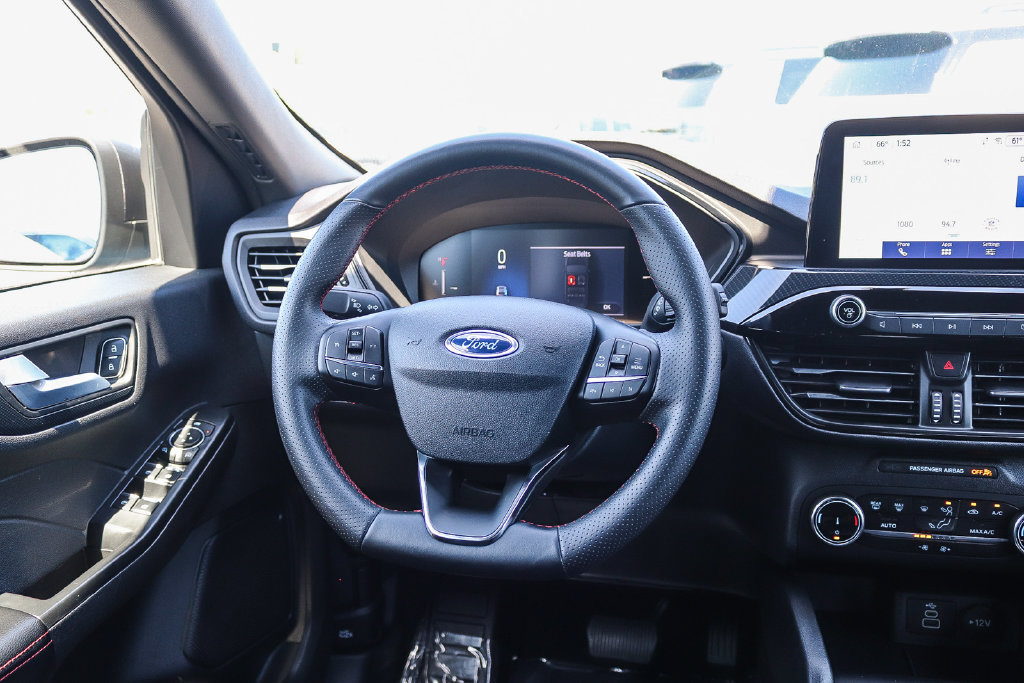 Used 2025 Ford Escape ST-Line AWD/4WD image 15