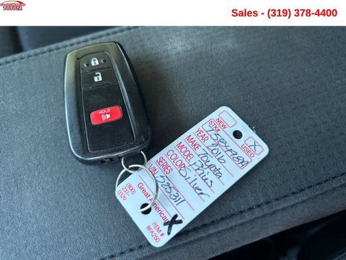 Used 2016 Toyota Prius Three FWD image 24
