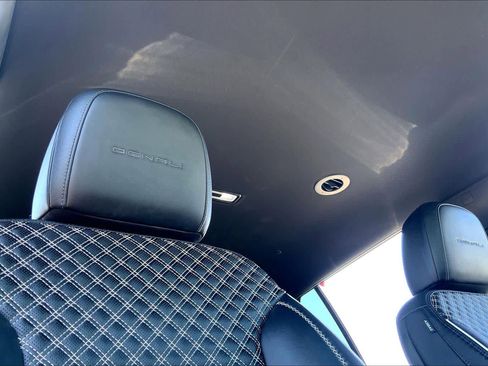 Used 2024 GMC Acadia Denali FWD image 14