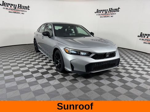 Used 2025 Honda Civic Sport Touring image 6