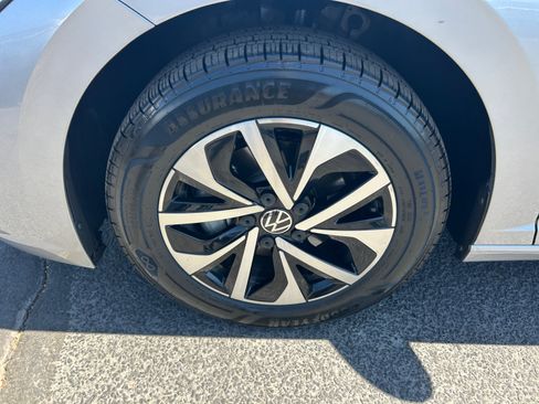 Certified 2023 Volkswagen Jetta S FWD image 25