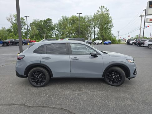 Used 2023 Honda HR-V Sport image 15