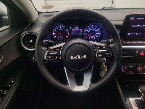 Used 2023 Kia Forte LXS w/ LXS Technology Package FWD image 22