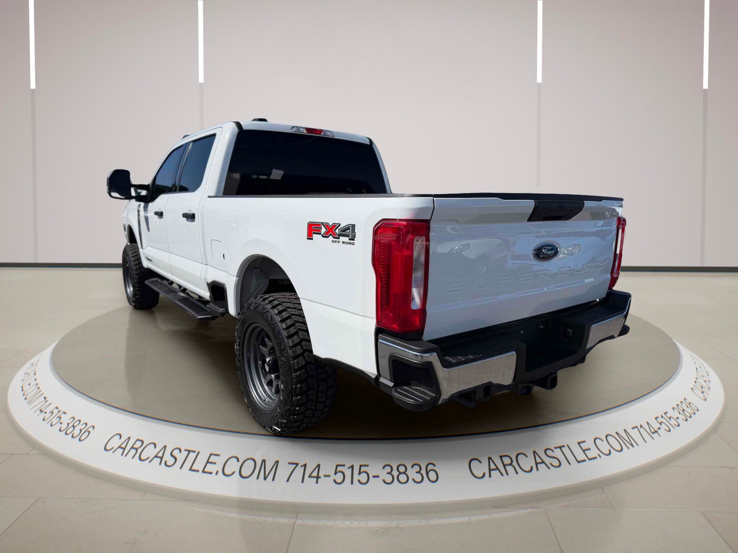 Used 2025 Ford F250 XLT w/ FX4 Off-Road Package AWD/4WD image 3
