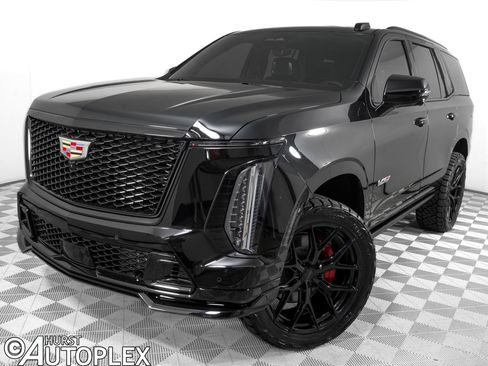 Used 2026 Cadillac Escalade V AWD/4WD image 1
