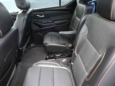 Used 2019 Chevrolet Traverse Premier w/ LPO, Blackout Package AWD/4WD image 24