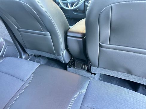 Used 2025 Buick Encore GX Preferred image 24