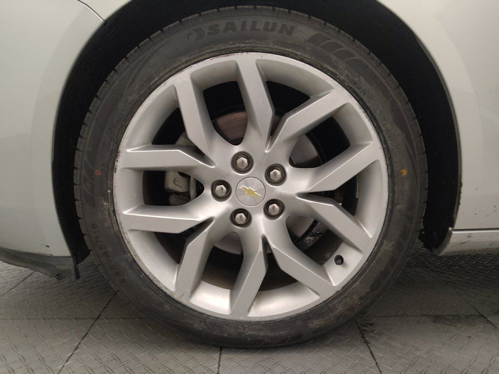 Used 2018 Chevrolet Impala Premier FWD image 31