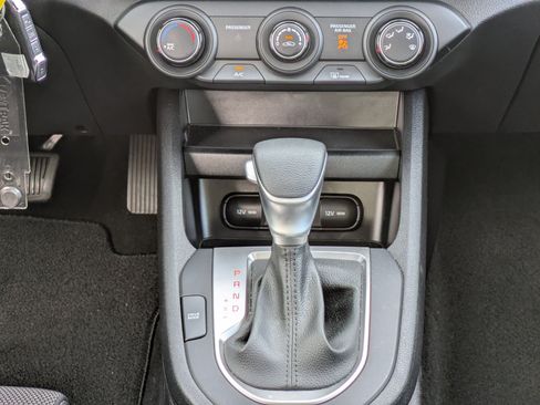 Certified 2023 Kia Forte LXS FWD image 15