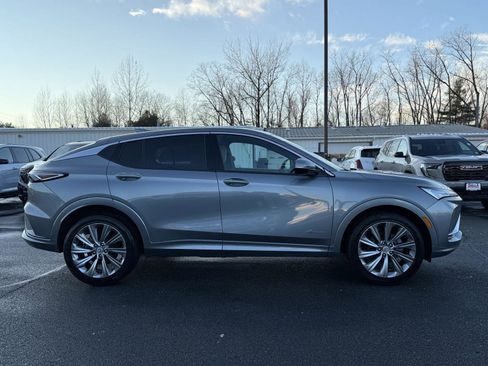 Certified 2024 Buick Envista Avenir image 4