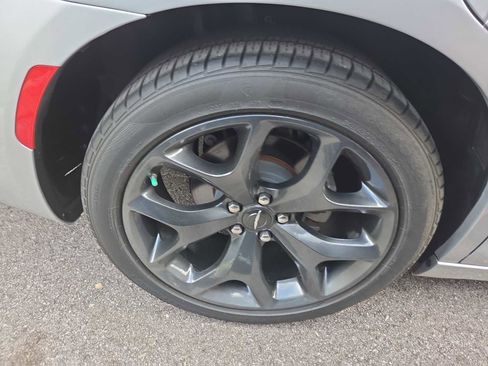 Used 2023 Chrysler 300 S w/ Comfort Group image 4