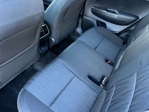 Used 2021 Kia Sportage LX image 12