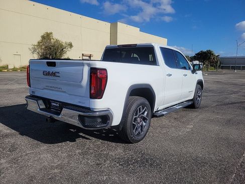 New 2026 GMC Sierra 1500 SLT w/ SLT Premium Plus Package image 5