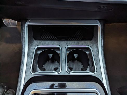 Used 2023 BMW 760i xDrive image 24