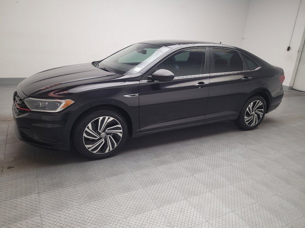 Used 2020 Volkswagen Jetta SEL FWD image 2