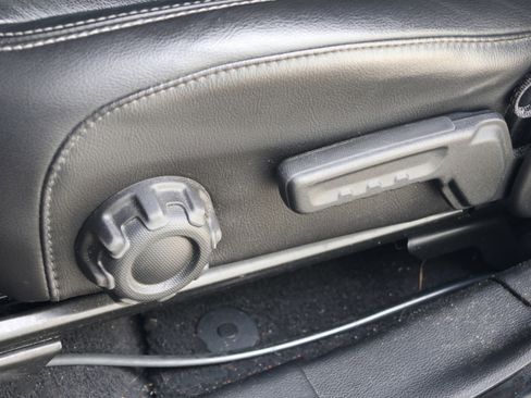 Used 2021 Jeep Wrangler Unlimited Sahara image 33