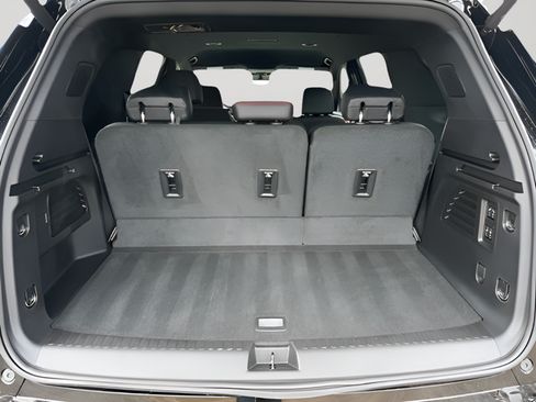 New 2026 Chevrolet Traverse RS FWD image 7