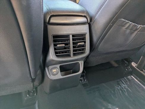 Used 2022 Kia Seltos EX image 16