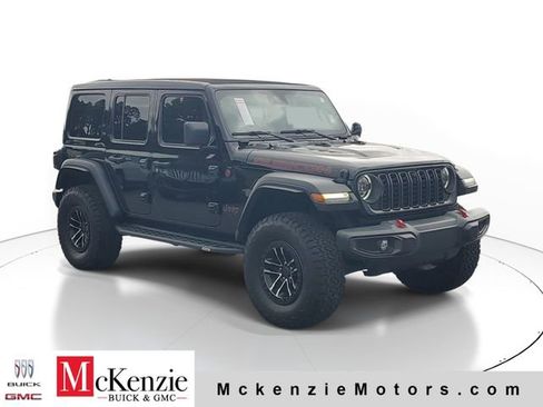 Used 2024 Jeep Wrangler Unlimited Rubicon w/ XTREMEE 35" Tire Package AWD/4WD image 1