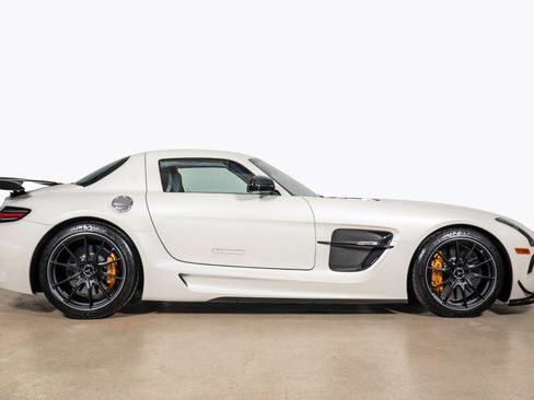 Used 2014 Mercedes-Benz SLS AMG Black Series image 6