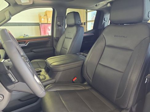 Used 2023 GMC Sierra 1500 Denali image 16