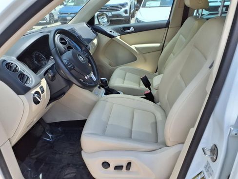 Used 2017 Volkswagen Tiguan Wolfsburg Edition FWD image 16