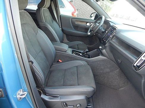 Certified 2023 Volvo XC40 Recharge Plus w/ Protection Package Premier image 22